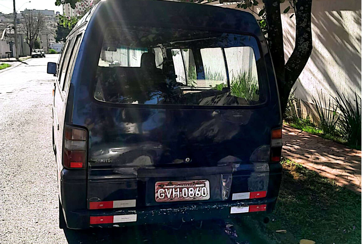 MICROONIBUS I IMP/MMC L300 | ANO/MOD:1997/1997 |UBERABA/MG — Imagem