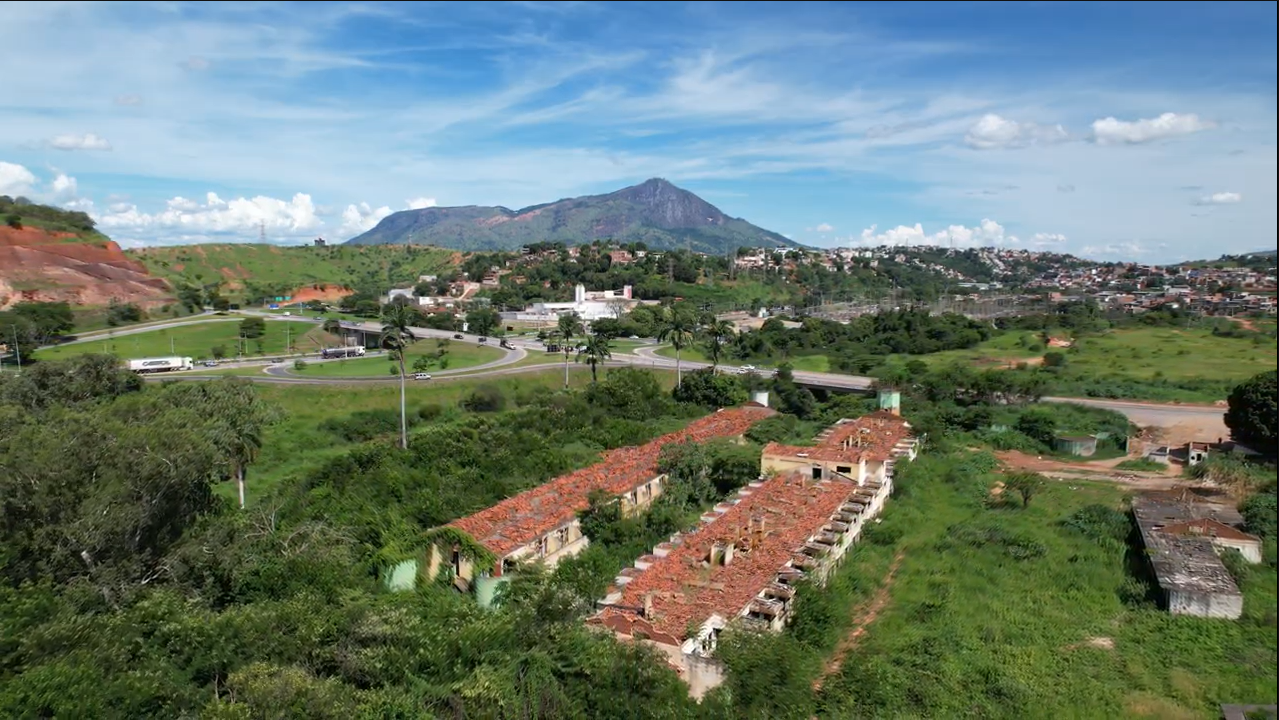 ÁREA 24.010,00M² | ANTIGO MOTEL PAPILLON I GOV. VALADARES/MG - Possibilidade de parcelamento (2º leilão) — Imagem