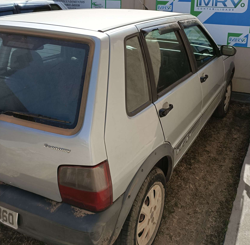 FIAT/UNO I MILLE WAY I ANO/MOD:2010/2011 I PRATA I ÁLCOOL/GASOLINA — Imagem