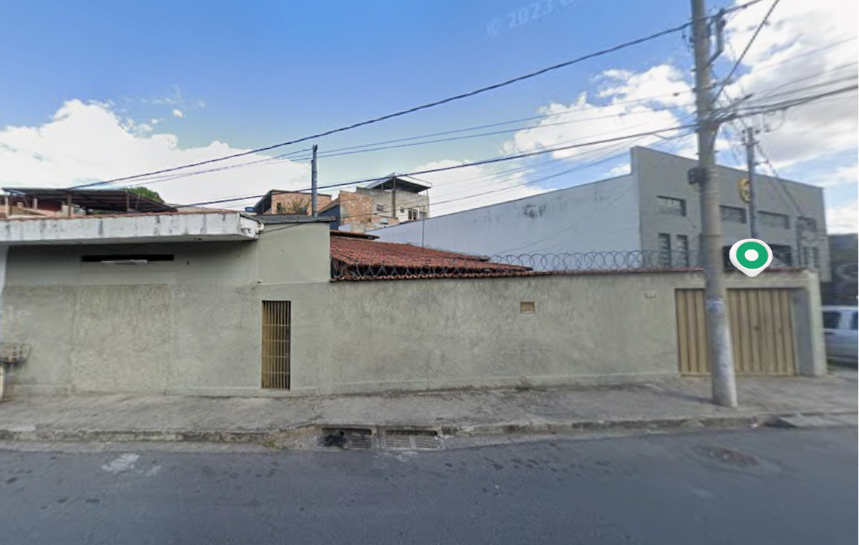 CASA COM ÁREA DE LAZER E GARAGEM | MARIA GORETTI | BELO HORIZONTE/MG — Imagem