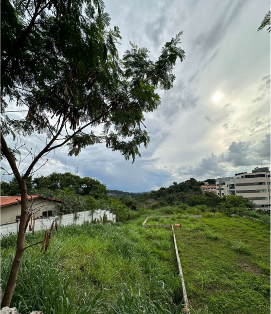 LOTE COM QUADRA DE VÔLEI DE AREIA, QUIOSQUE E VESTIÁRIOS | 450,82 M² | PARQUE BRASILÉIA | BETIM/MG