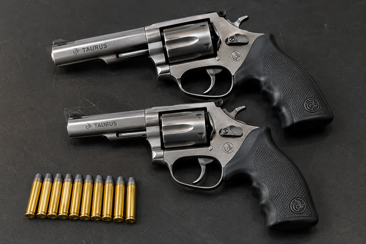 REVÓLVERES TAURUS CALIBRE .38 — Imagem