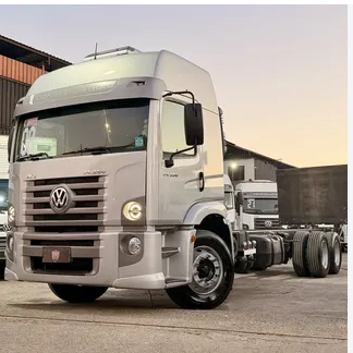 CAMINHAO VW/24.250 CNC 6X2 | CONSTELLATION | 2P | DIESEL | BRANCO | 2008/2009 — Imagem